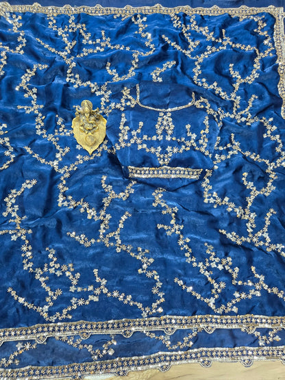 Presenting You the Luxurious And Glamorous Trending Hand Work Saree