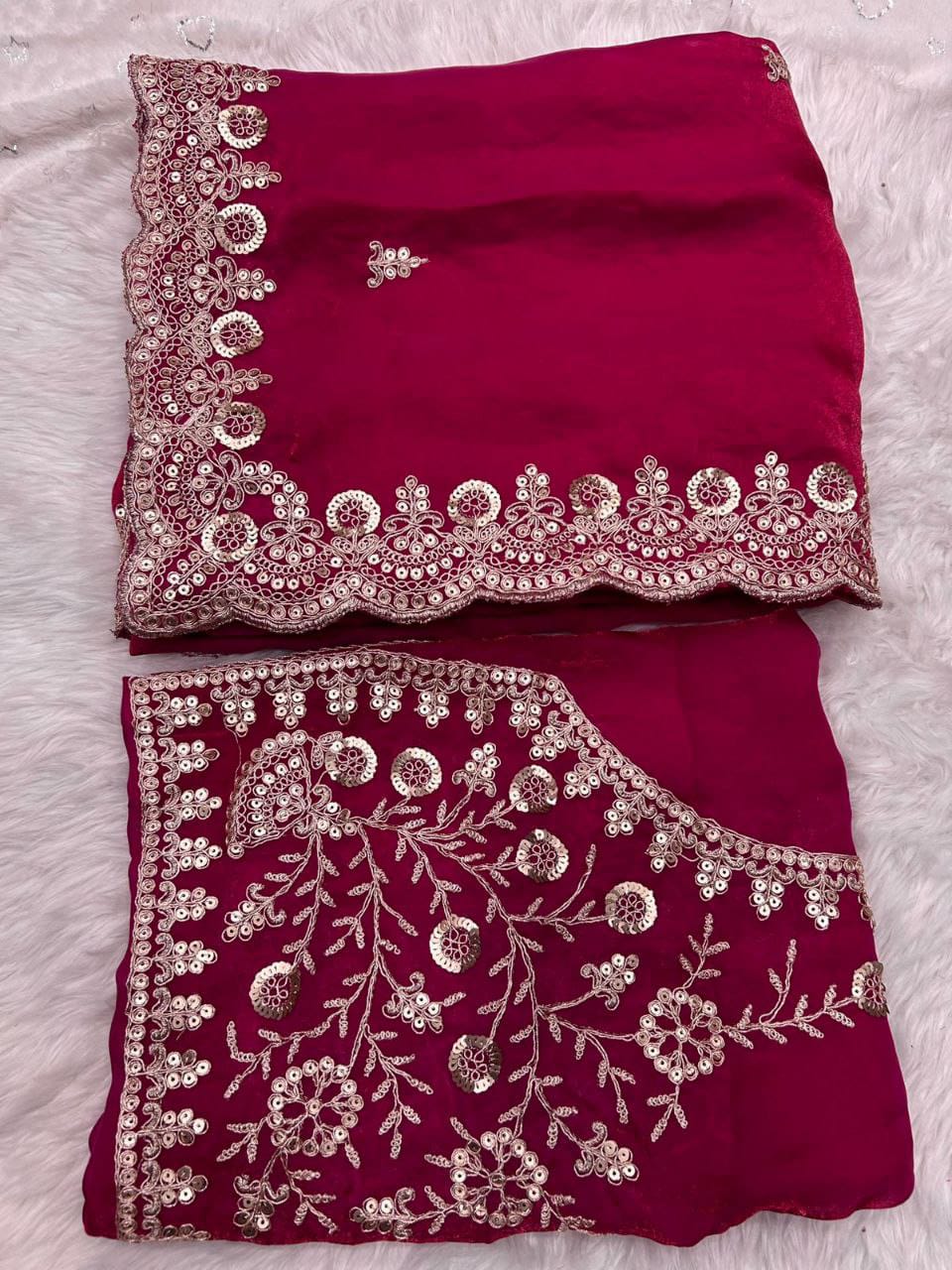 Graceful Fendy Silk Blooming Saree with sequence border